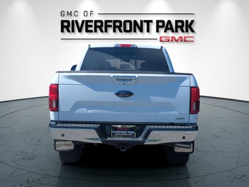 Used 2018 Ford F150 Lariat w/ Equipment Group 502A Luxury AWD/4WD image 4