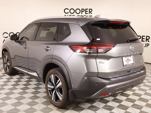 Used 2023 Nissan Rogue SL w/ SL Premium Package FWD image 24