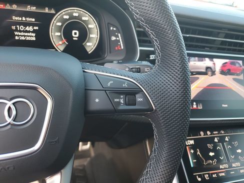 Used 2024 Audi SQ8 Premium Plus AWD/4WD image 26