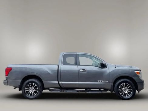 Used 2021 Nissan Titan SV w/ Accessory Utility Package RWD image 7