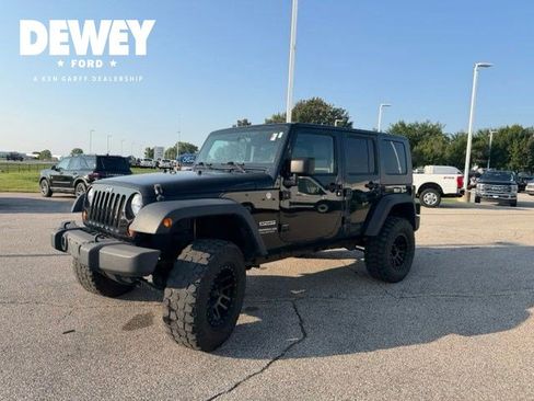 Used 2010 Jeep Wrangler Unlimited Sport AWD/4WD image 3