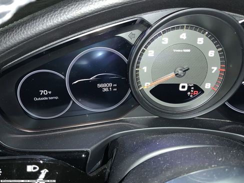Used 2020 Porsche Panamera 4 AWD/4WD image 8