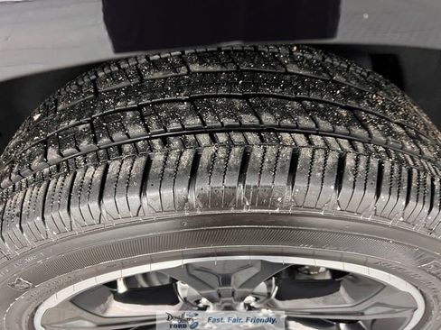 Used 2023 Ford Expedition Limited image 20