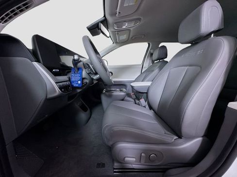 New 2026 Hyundai Ioniq 5 SEL AWD/4WD image 17