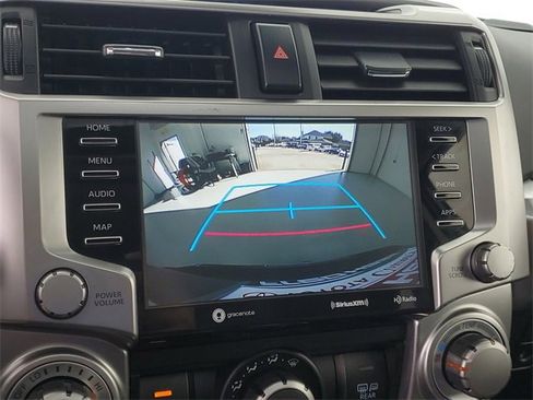 Used 2022 Toyota 4Runner SR5 Premium image 30