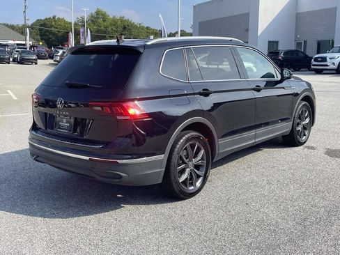 Certified 2023 Volkswagen Tiguan SE FWD image 7