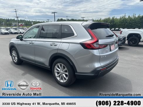 Used 2025 Honda CR-V EX-L image 6