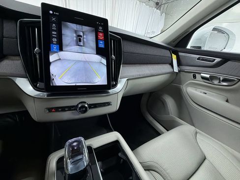 New 2026 Volvo XC90 B6 Ultra w/ Protection Package AWD/4WD image 19