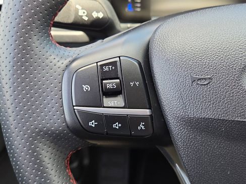 Used 2023 Ford Escape ST-Line FWD image 19