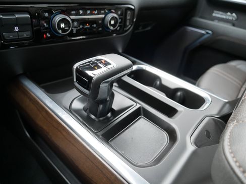 Certified 2024 Chevrolet Silverado 1500 High Country image 24