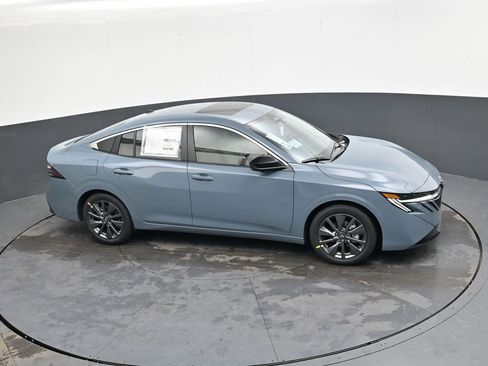 New 2026 Nissan Sentra SL w/ Floor Mat Package FWD image 31