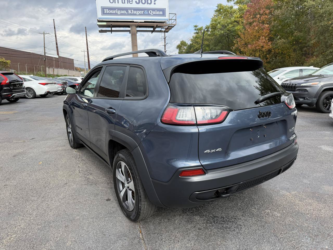 Used 2020 Jeep Cherokee Latitude w/ Quick Order Package 26F North AWD/4WD image 7