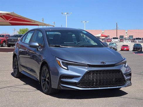 New 2026 Toyota Corolla SE image 6