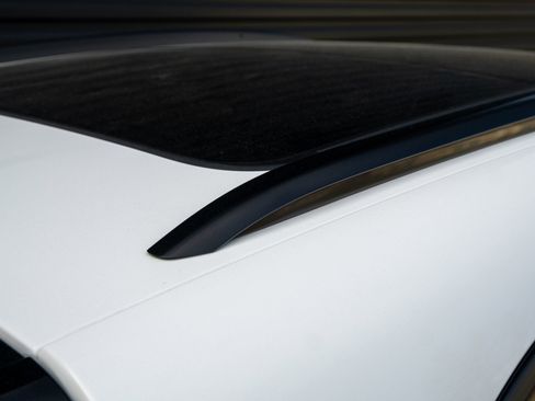 Certified 2026 Porsche Macan image 45