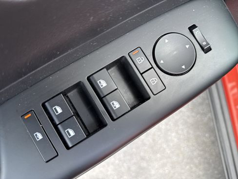 Used 2025 Hyundai Kona SEL image 16