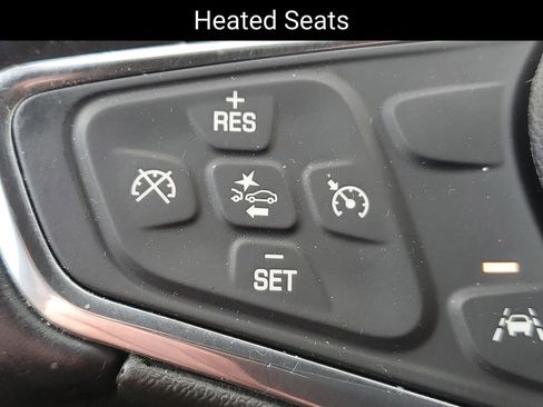 Used 2020 Chevrolet Equinox LT image 8