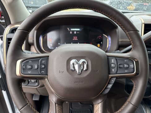 New 2025 RAM 2500 Limited AWD/4WD image 29