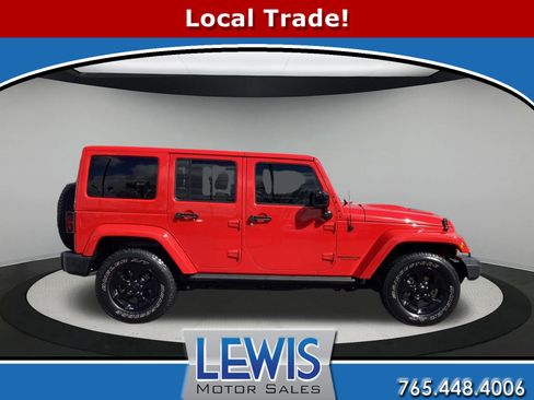 Used 2015 Jeep Wrangler Unlimited Sahara image 1