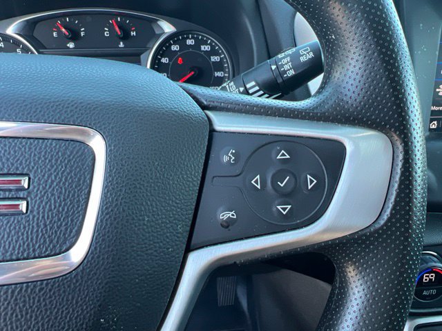 Used 2023 GMC Terrain SLE w/ Driver Convenience Package FWD image 26