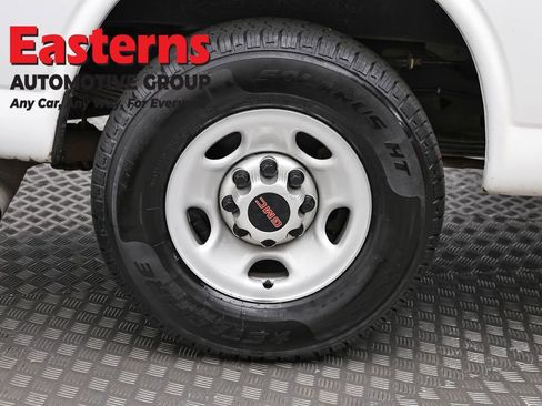 Used 2020 GMC Savana 3500 w/ Driver Convenience Package RWD image 29
