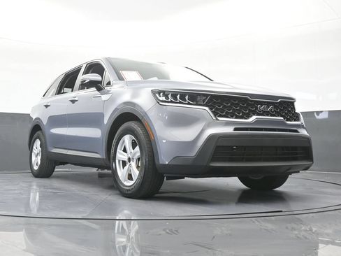 Used 2023 Kia Sorento LX FWD image 62