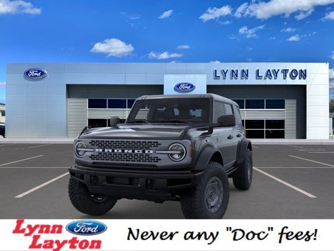 New 2025 Ford Bronco Badlands w/ Sasquatch Package AWD/4WD image 2
