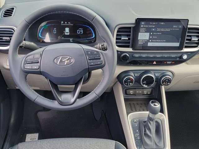 New 2026 Hyundai Venue SEL FWD image 4