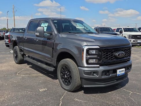 New 2026 Ford F250 XLT w/ XLT Premium Package AWD/4WD image 7