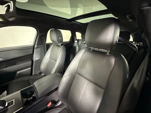 New 2026 Land Rover Range Rover Velar Dynamic SE image 16