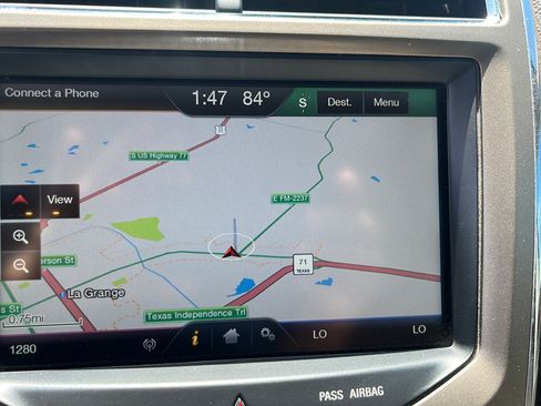 Used 2014 Lincoln MKX FWD w/ Equipment Group 102A image 17