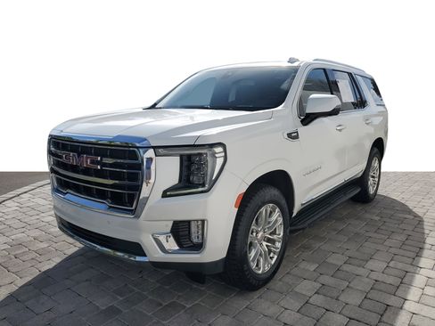 Used 2021 GMC Yukon SLT w/ SLT Luxury Plus Package image 2