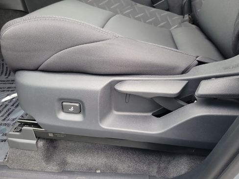 New 2026 Toyota Tacoma SR5 RWD image 15