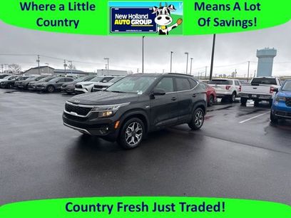 Used 2023 Kia Seltos EX