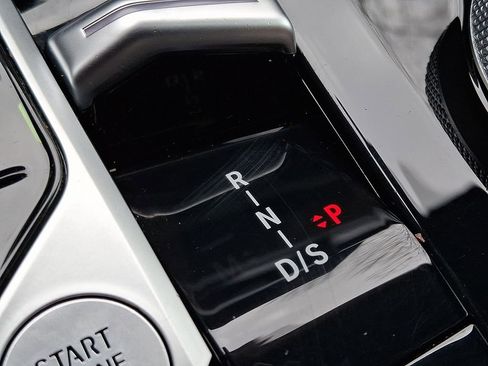 Used 2024 BMW X5 xDrive40i w/ Premium Package image 15