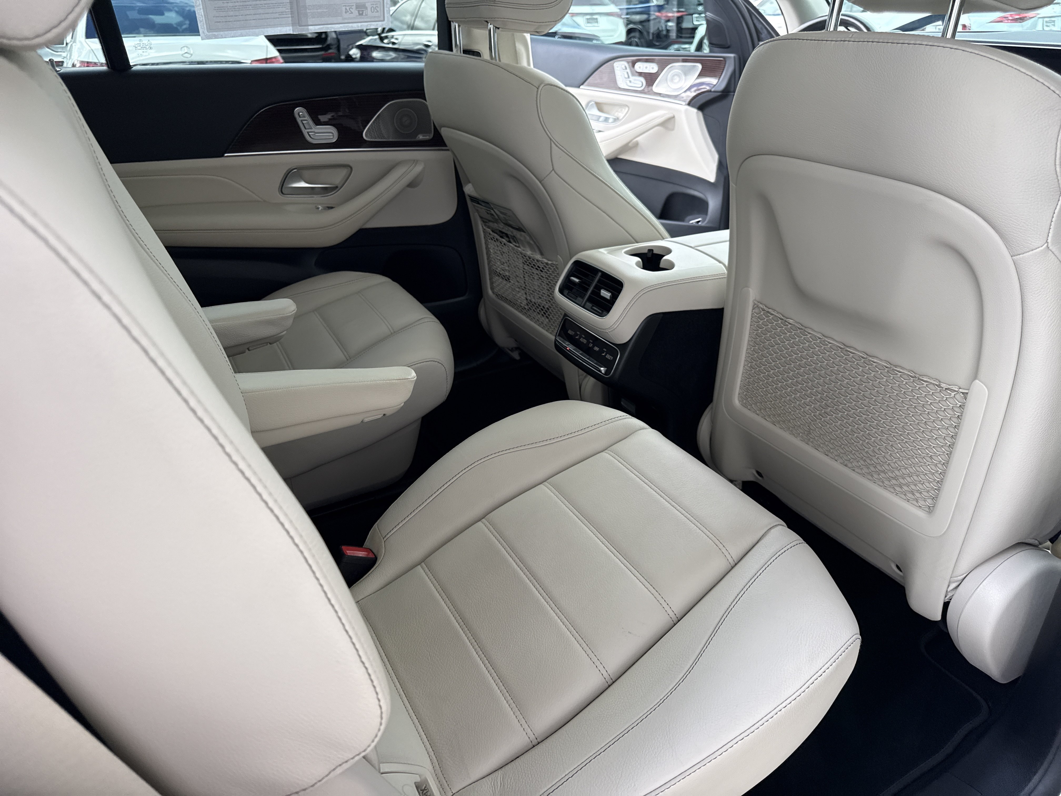 Used 2021 Mercedes-Benz GLS 450 4MATIC image 14