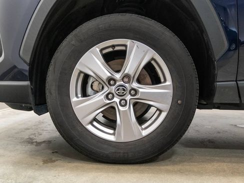 Certified 2023 Toyota RAV4 XLE w/ Convenience Package AWD/4WD image 11