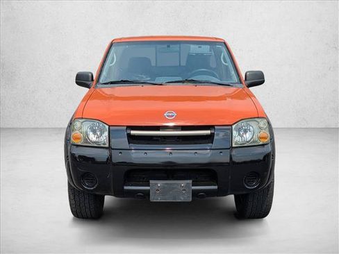 Used 2003 Nissan Frontier SVE AWD/4WD image 2