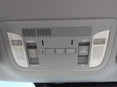 Used 2020 Acura ILX image 22