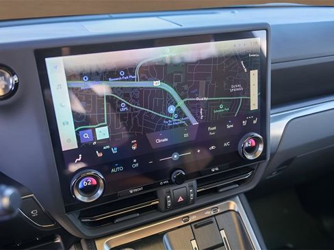 Used 2024 Lexus GX 550 image 16