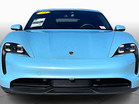 Used 2023 Porsche Taycan image 3