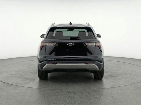 Used 2025 Chevrolet Equinox LT FWD image 7