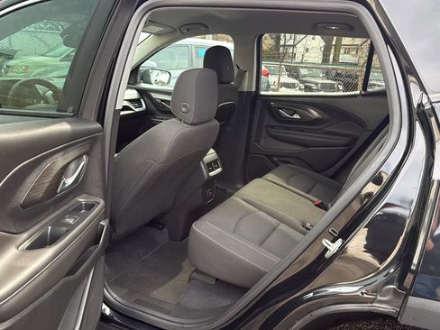 Used 2022 GMC Terrain SLE AWD/4WD image 28
