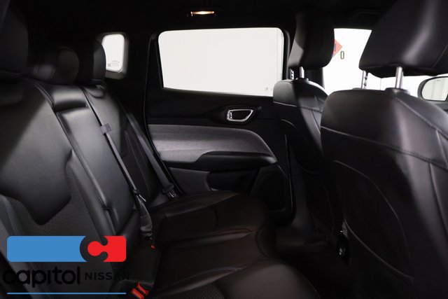Used 2024 Jeep Compass Latitude AWD/4WD image 27
