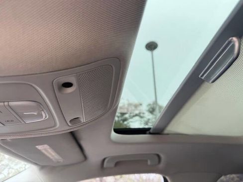 Used 2015 Audi A3 1.8T Premium image 39