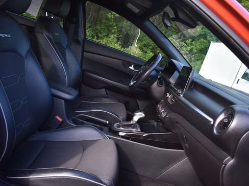 Used 2021 Kia Forte GT-Line FWD image 12