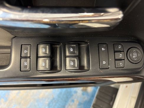 Used 2017 GMC Sierra 1500 SLT image 25