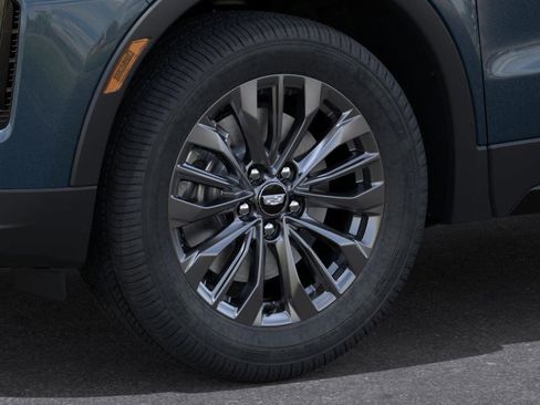 New 2025 Cadillac XT4 Premium Luxury w/ Cold Weather Package image 33
