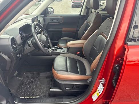Used 2023 Ford Bronco Sport Outer Banks w/ Tech Package AWD/4WD image 11