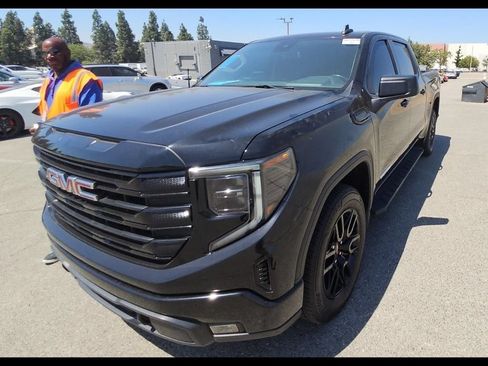 Used 2022 GMC Sierra 1500 Elevation RWD image 6