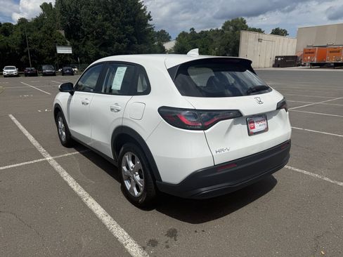 Used 2024 Honda HR-V LX image 5